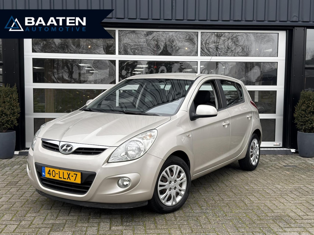 Hyundai i20 - 1.2i DynamicVersion *55.000km* |Airco|PDC|2e eig| - AutoWereld.nl