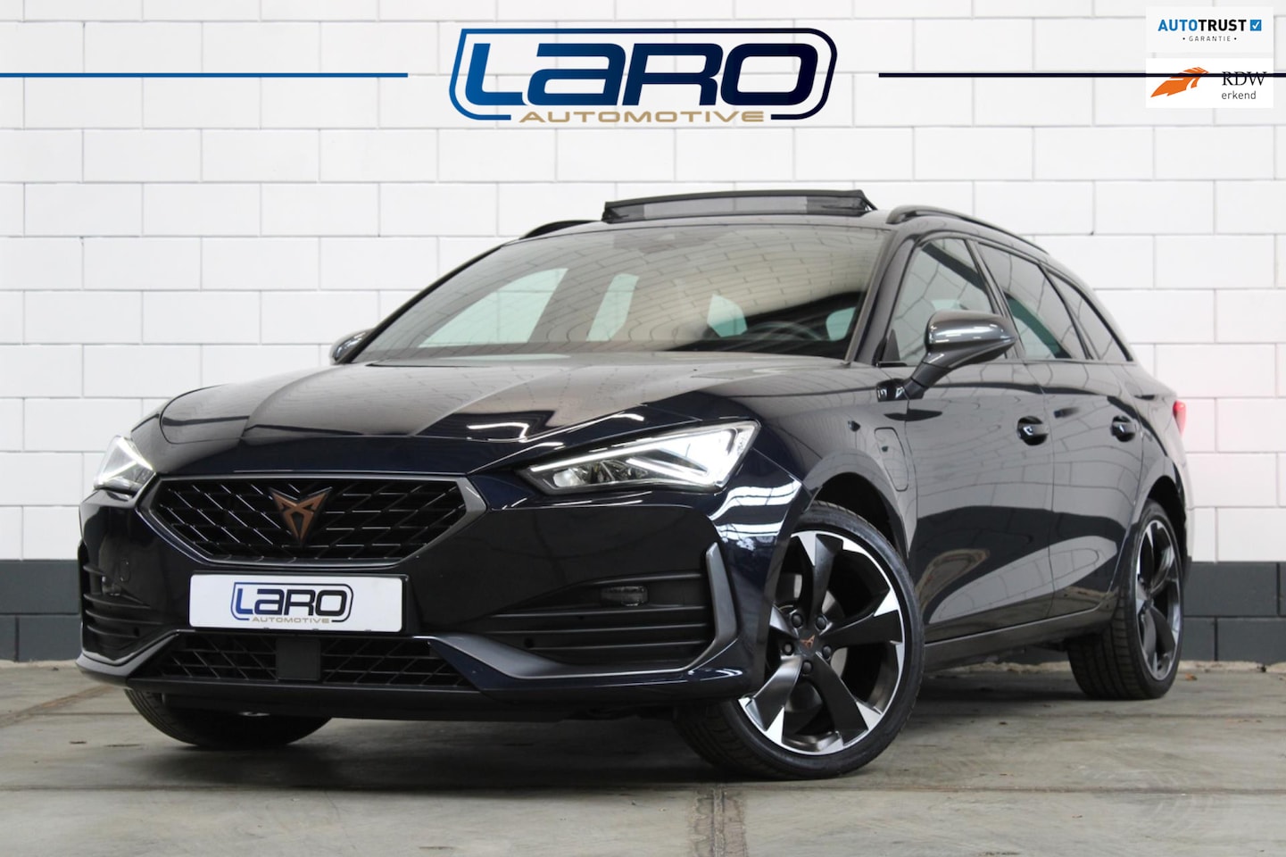 CUPRA Leon Sportstourer - 1.4 e-Hybrid VZ 245pk | Pano ACC CarPlay Sfeer Keyless Winter pack - AutoWereld.nl