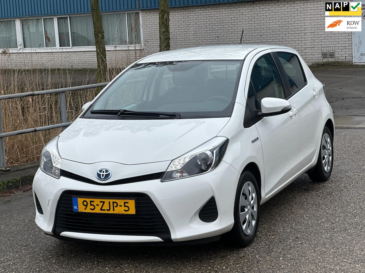 Toyota Yaris - 1.5 Full Hybrid Aspiration!2012!Automaat!Camera! - AutoWereld.nl