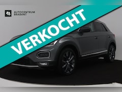 Volkswagen T-Roc - 1.5 TSI Sport (PANORAMADAK, TREKHAAK, DIGITALE COCKPIT, CRUISE ADAPTIEF, ACHTERUITRIJCAMER