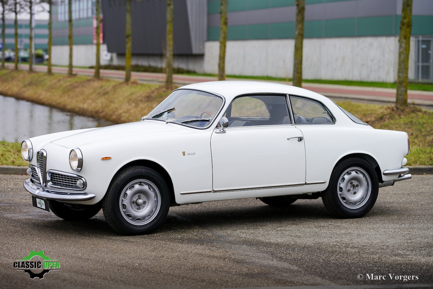 Alfa Romeo Giulia - Sprint 1600 - AutoWereld.nl