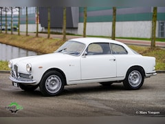Alfa Romeo Giulia - Sprint 1600