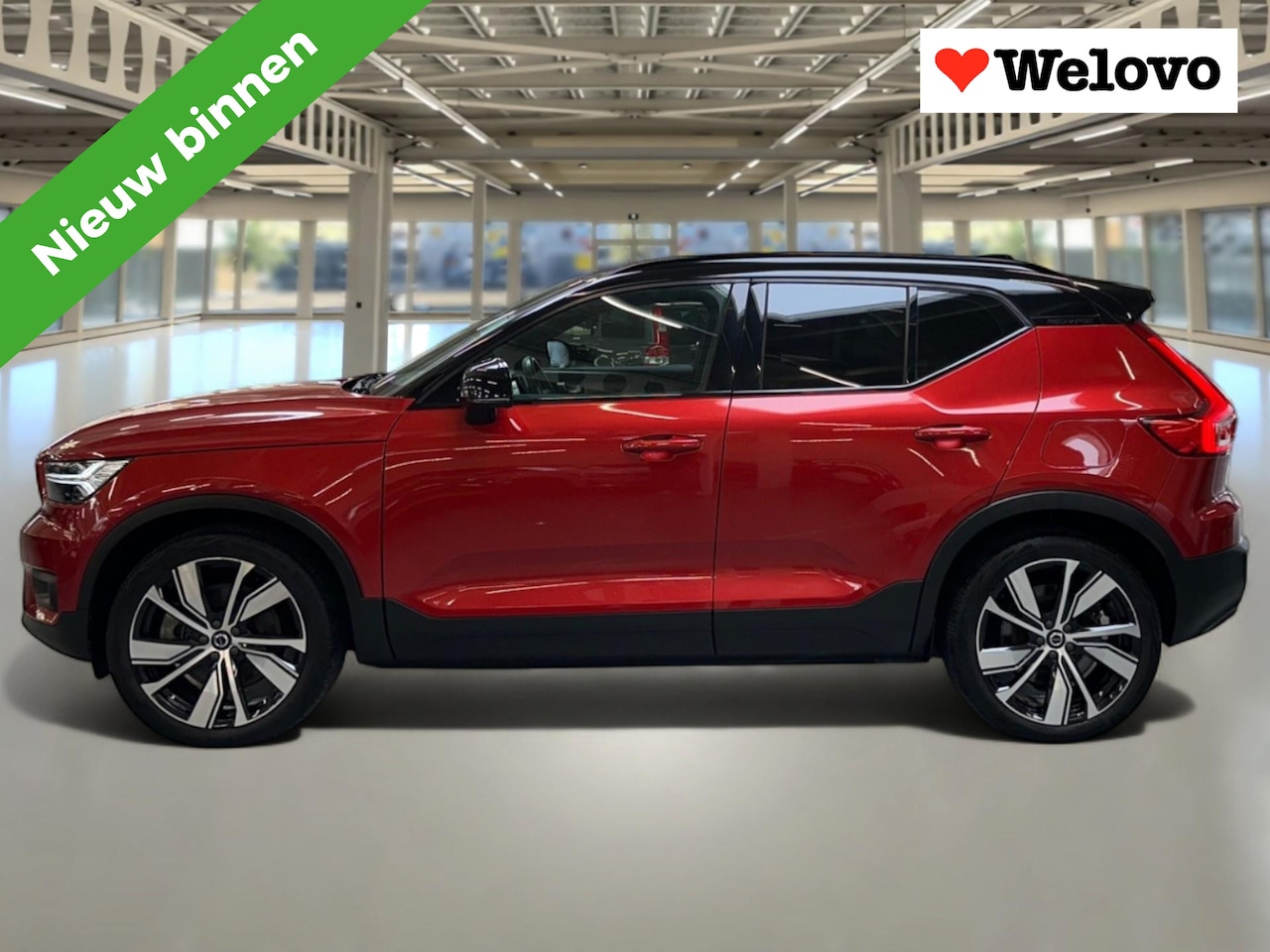 Volvo XC40 - Recharge P8 AWD R-Design PanoDak, Trekhaak, CarPlay, 360 camera, full option.. - AutoWereld.nl