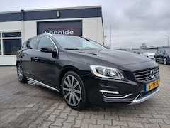 Volvo V60 - 2.4 D6 AWD Topstaat/Bomvol opties