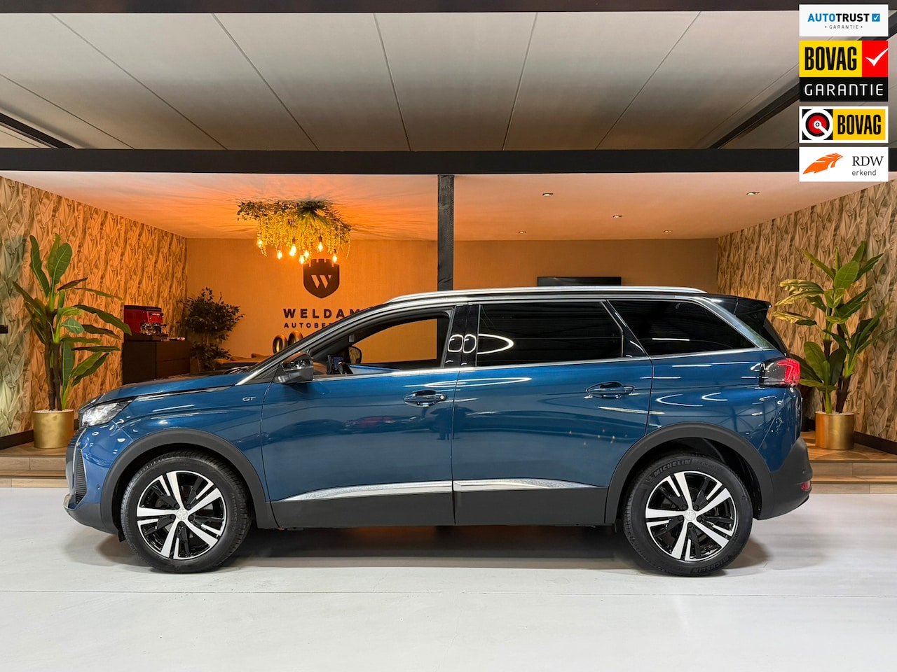 Peugeot 5008 - 1.2 PureTech GT 7P Garantie Carplay 360 Camera ACC Sfeer Focal Audio Nachtzicht Keyless Le - AutoWereld.nl