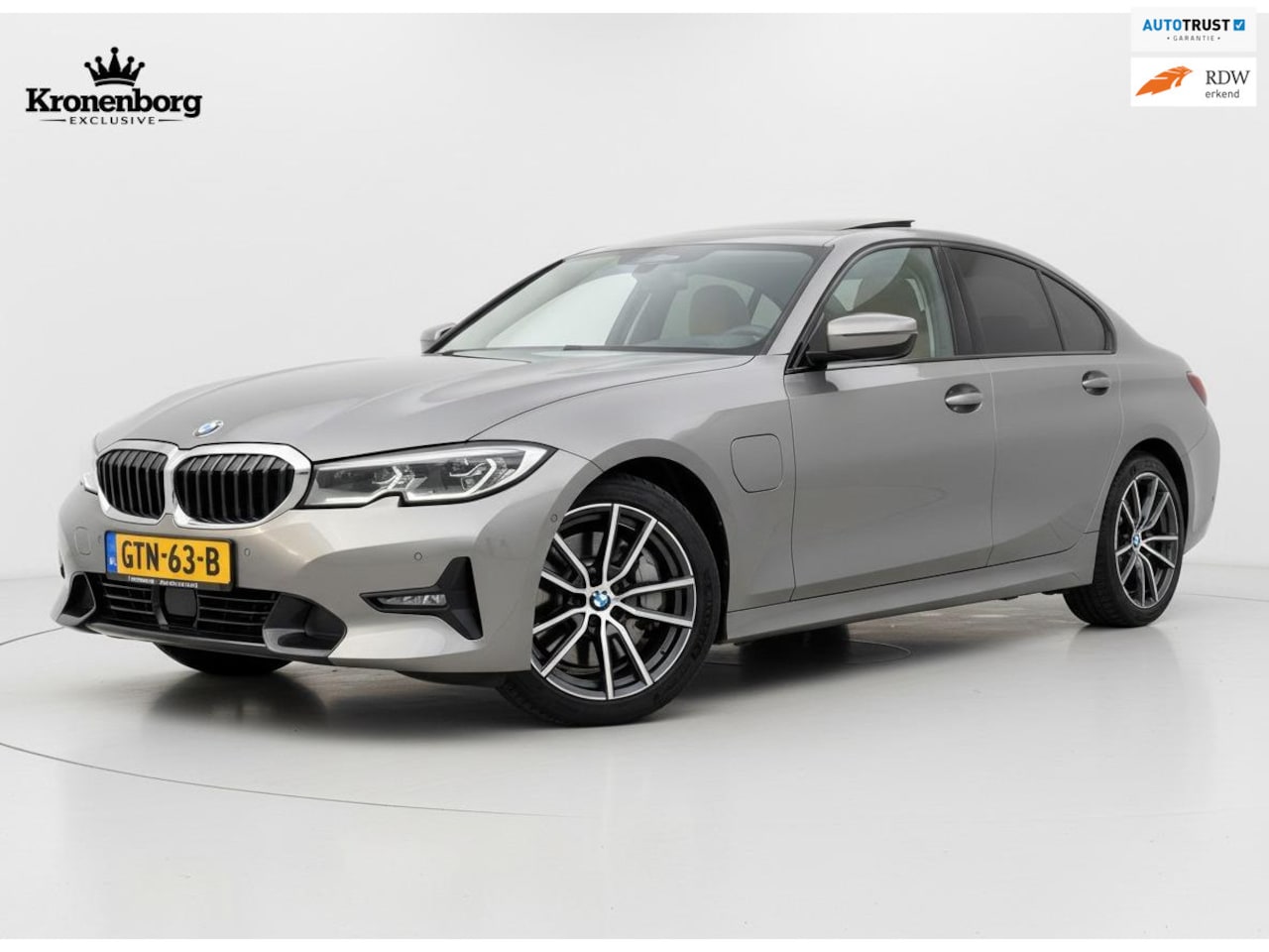 BMW 3-serie - 330e M- Sport| PANO| LEDER| TREKHAAK - AutoWereld.nl