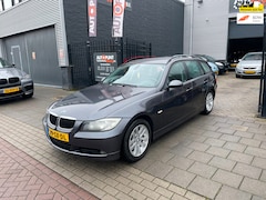BMW 3-serie Touring - 320i High Executive Trekhaak Airco PDC NAP APK