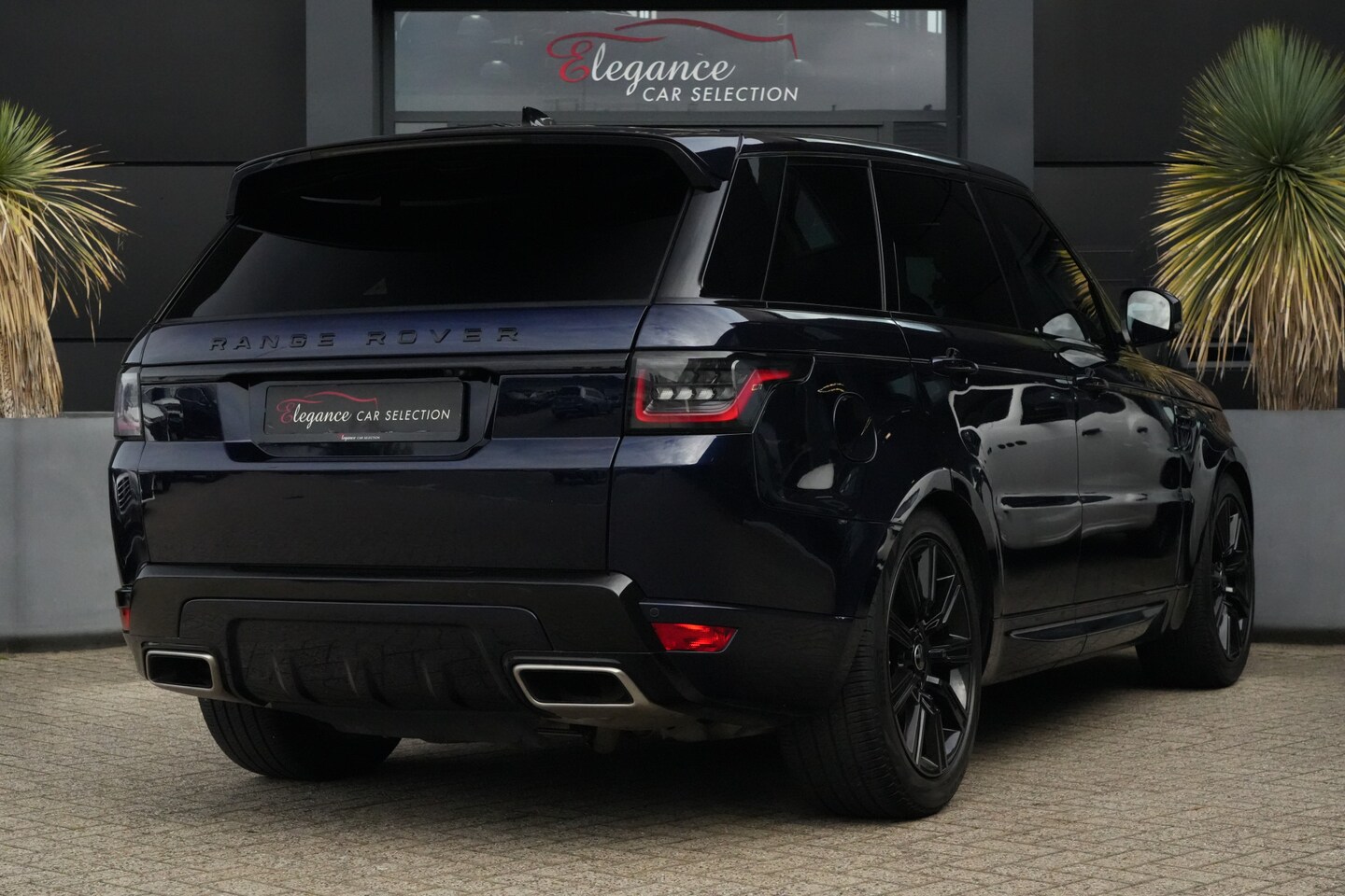 Land Rover Range Rover Sport - 3.0 SDV6 HSE Dynamic 306pk Panoramadak/Meridian/Camera - AutoWereld.nl