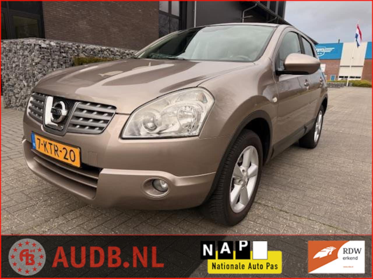 Nissan Qashqai - 1.6 Acenta| AIRCO/CLIMA| LICHT METAAL|NWE.APK| - AutoWereld.nl
