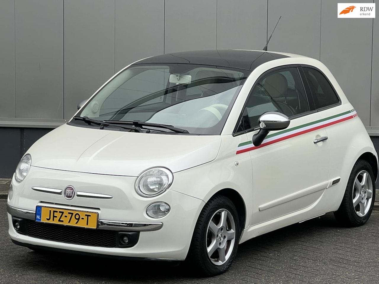 Fiat 500 - 0.9 TwinAir Sport Turbo Pano Forza Italia - AutoWereld.nl