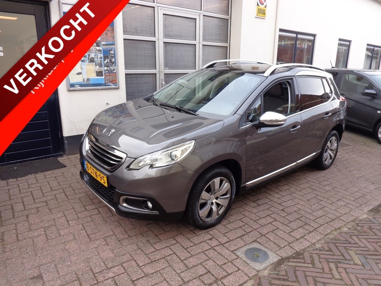 Peugeot 2008 - 1.2 VTi 82pk - AutoWereld.nl