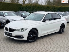 BMW 3-serie - 318i Luxury Sport|Carplay|18 inch|Climate control|Cruise control|Lci|Nette staat