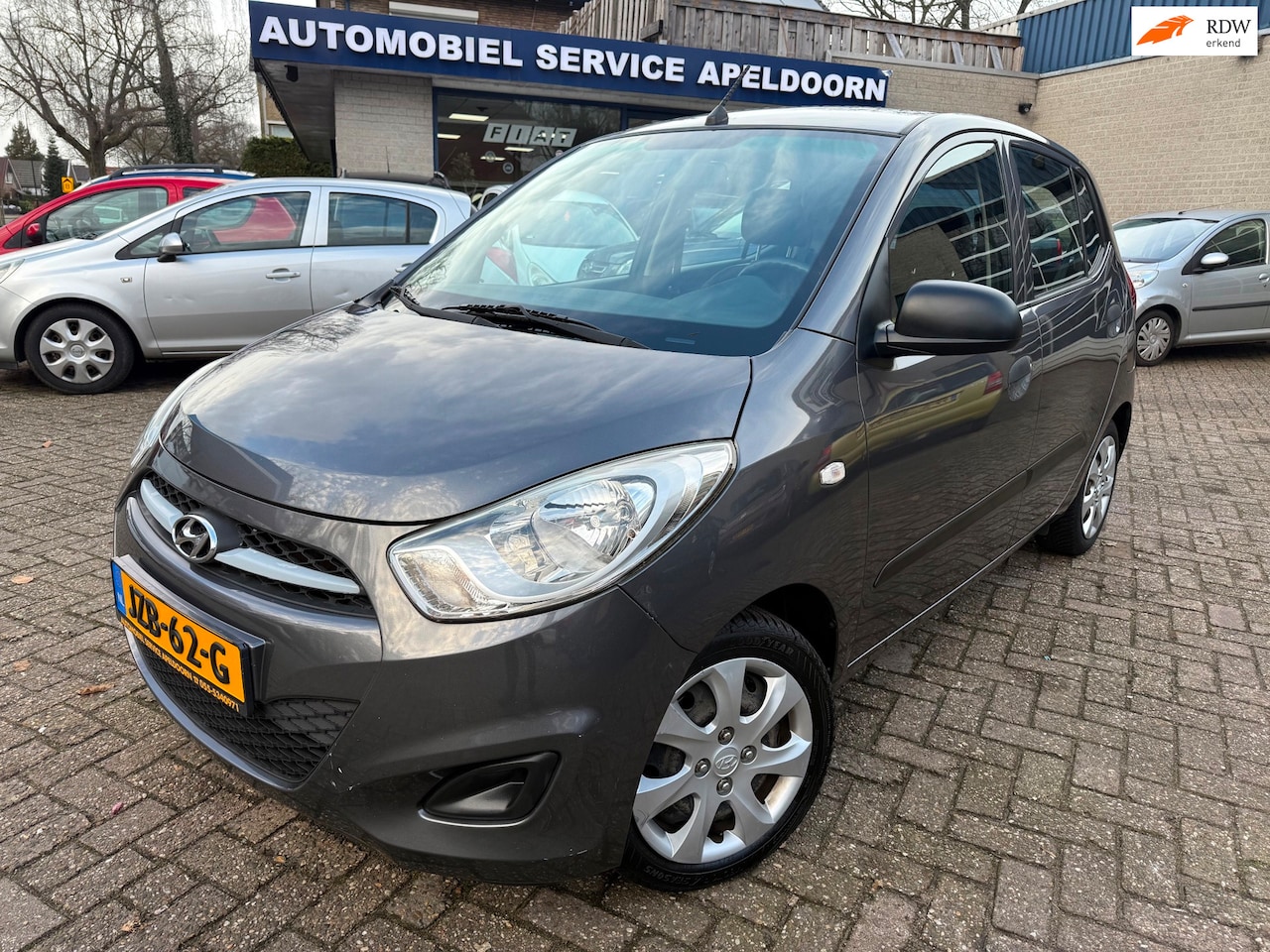 Hyundai i10 - 1.1 i-Catcher *NW. APK*ELEKTR. RAMEN*STUURBEKR.*5DRS*USB-AUX* - AutoWereld.nl