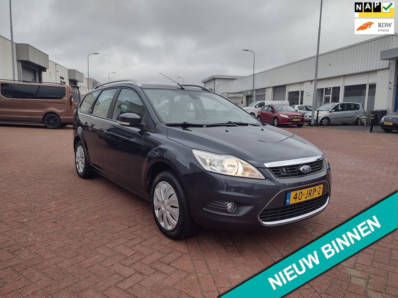 Ford Focus Wagon - 1.8 Ghia Flexi Fuel MOOIE AUTO BEL 0619590613 AIRCO 5 DRS APK 19-01-2027 - AutoWereld.nl