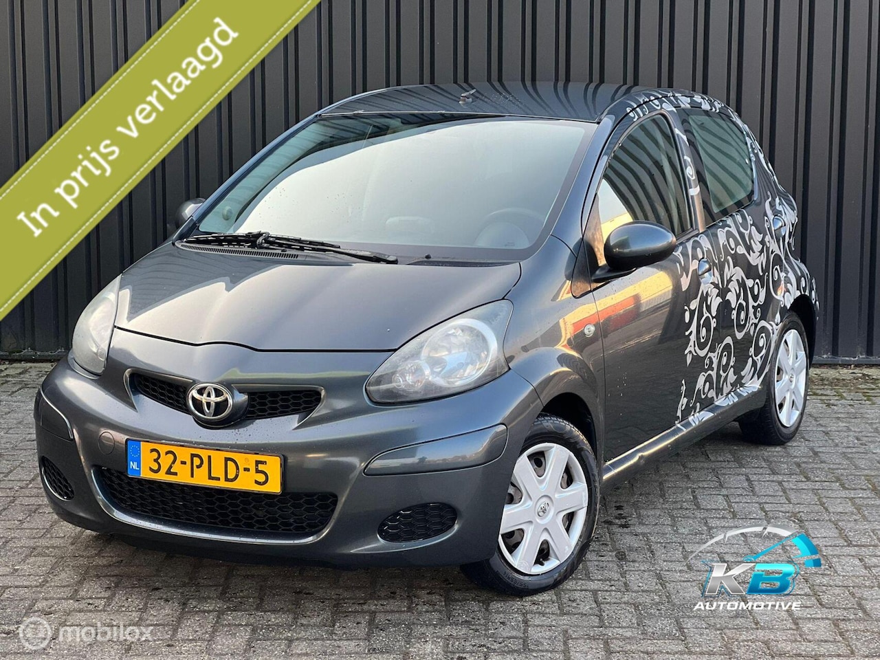 Toyota Aygo - 1.0-12V Comfort Navigator 1.0-12V Comfort Navigator |NIEUWE APK| - AutoWereld.nl