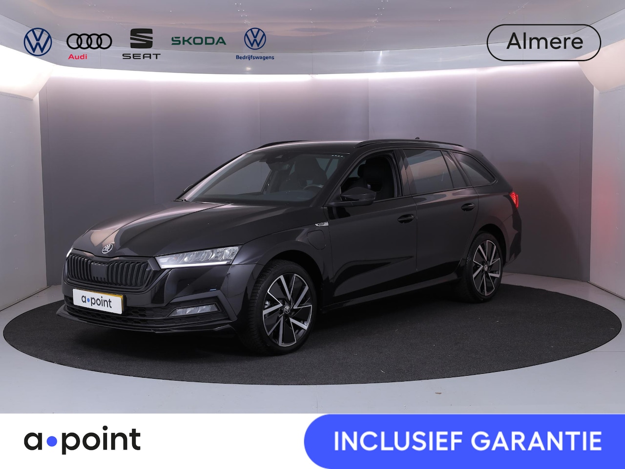 Skoda Octavia Combi - 1.4 TSI iV PHEV Sportline Business | Stoelverwarming | Sfeerverlichting | Elek inklapbare - AutoWereld.nl