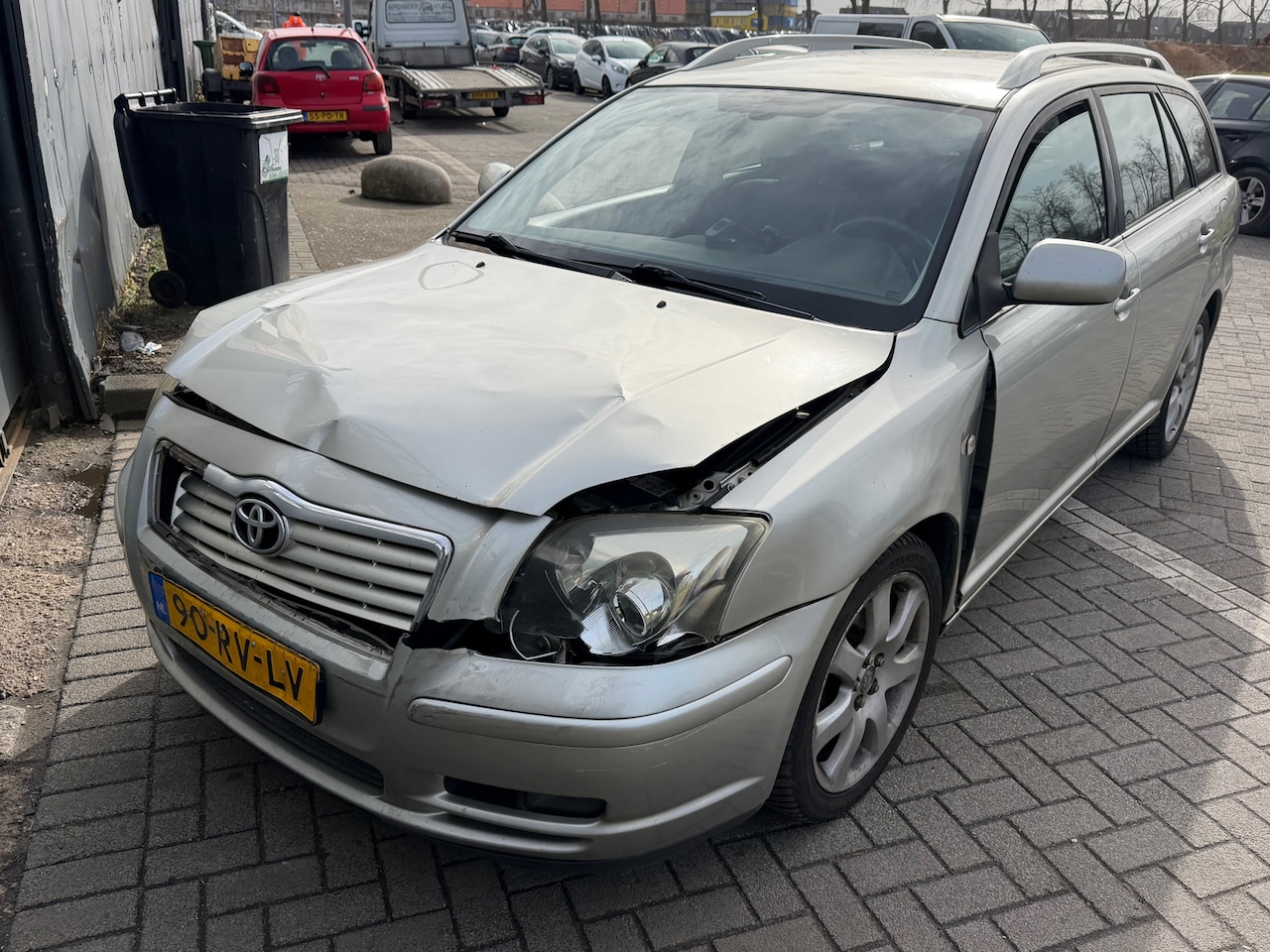 Toyota Avensis Wagon - 2.4 VVTi Executive 2.4 VVTi Executive - AutoWereld.nl