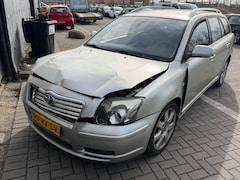 Toyota Avensis Wagon - 2.4 VVTi Executive