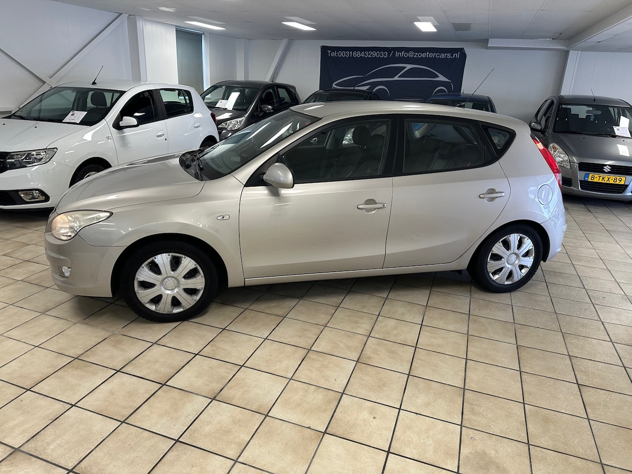 Hyundai i30 - I30¸Erste eeigenaar, Airco 1.6i Style - AutoWereld.nl