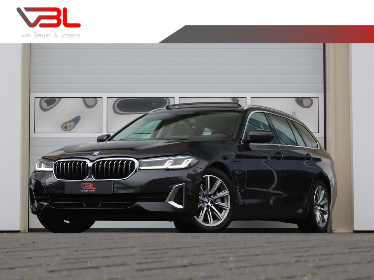 BMW 5-serie Touring - 530e xDrive High executive | Luxury Line | SOH 91% - AutoWereld.nl