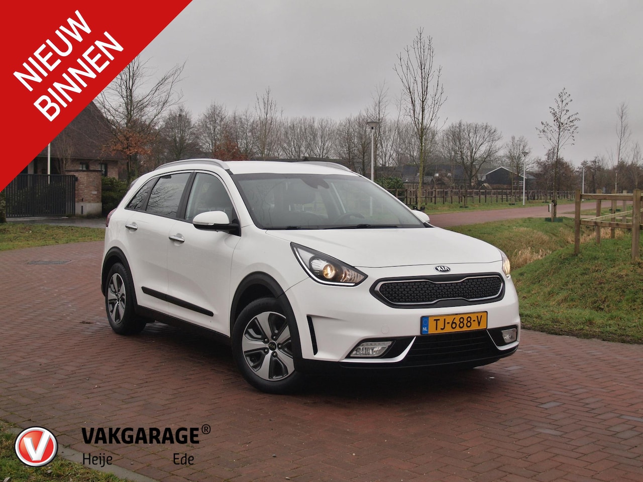 Kia Niro - 1.6 GDi Hybrid DynamicLine | Camera | Trekhaak | Cruise Control | Apple Carplay | - AutoWereld.nl