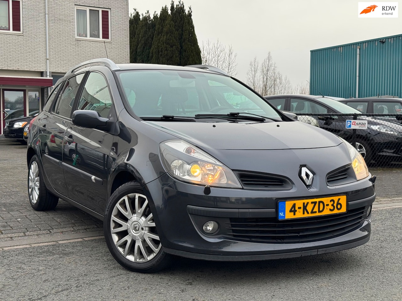 Renault Clio Estate - 1.2 TCE Sélection Business Sport 1.2 TCE Sélection Business Sport - AutoWereld.nl