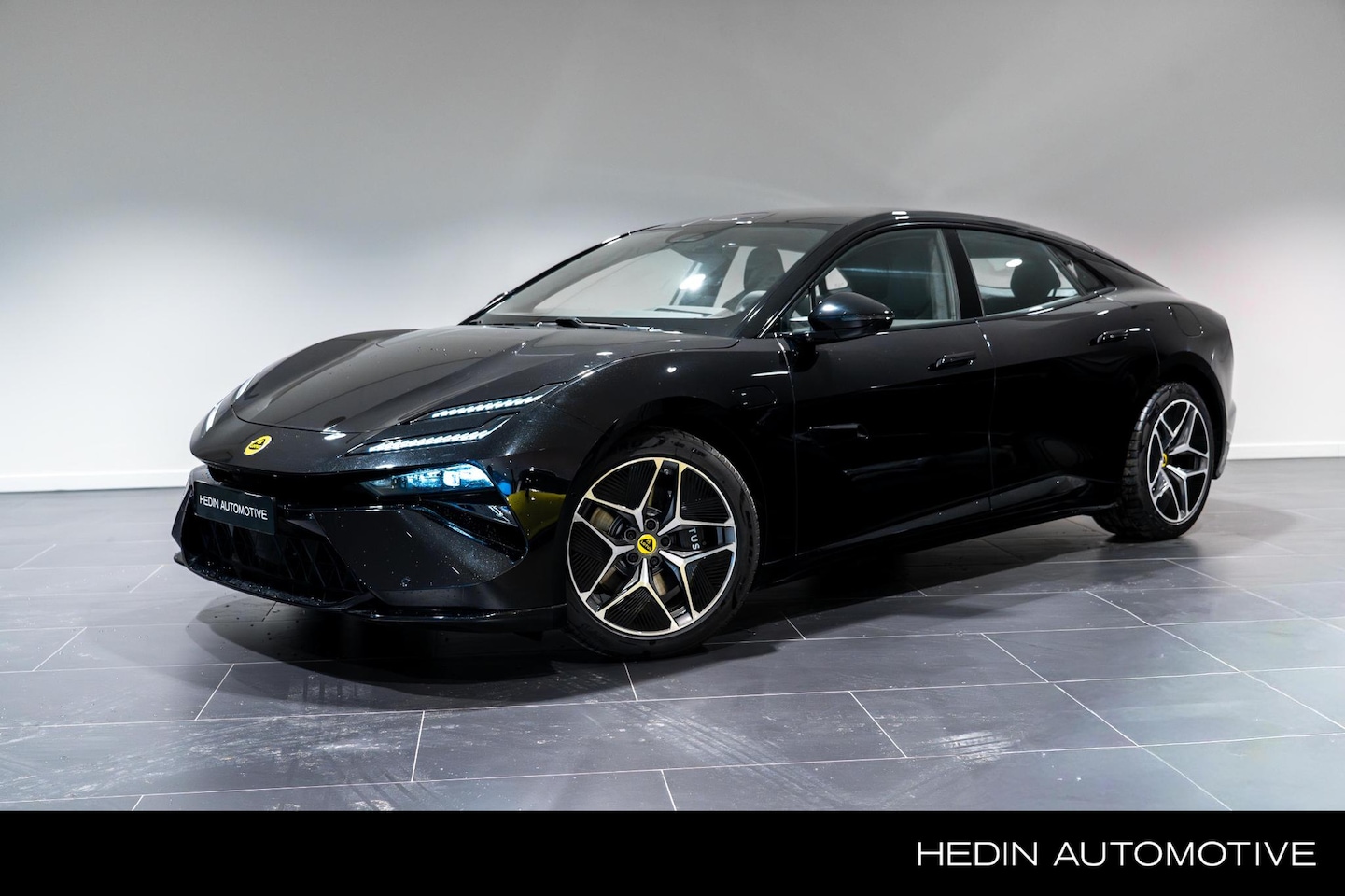 Lotus Emeya - 600 Base Lotus Emeya 605PK | Head-Up Display | KEF-Audio | MATRIX LED | 4-Zone Climate Con - AutoWereld.nl