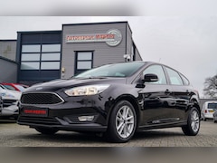 Ford Focus - 1.6 TI-VCT Titanium | Cruise Control | AC | Multimedia