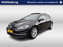 Volkswagen Golf - 1.5 TSI Highline / 17"LMV / PANODAK / APP.Connect / NAVI / Stoelen verwarmd