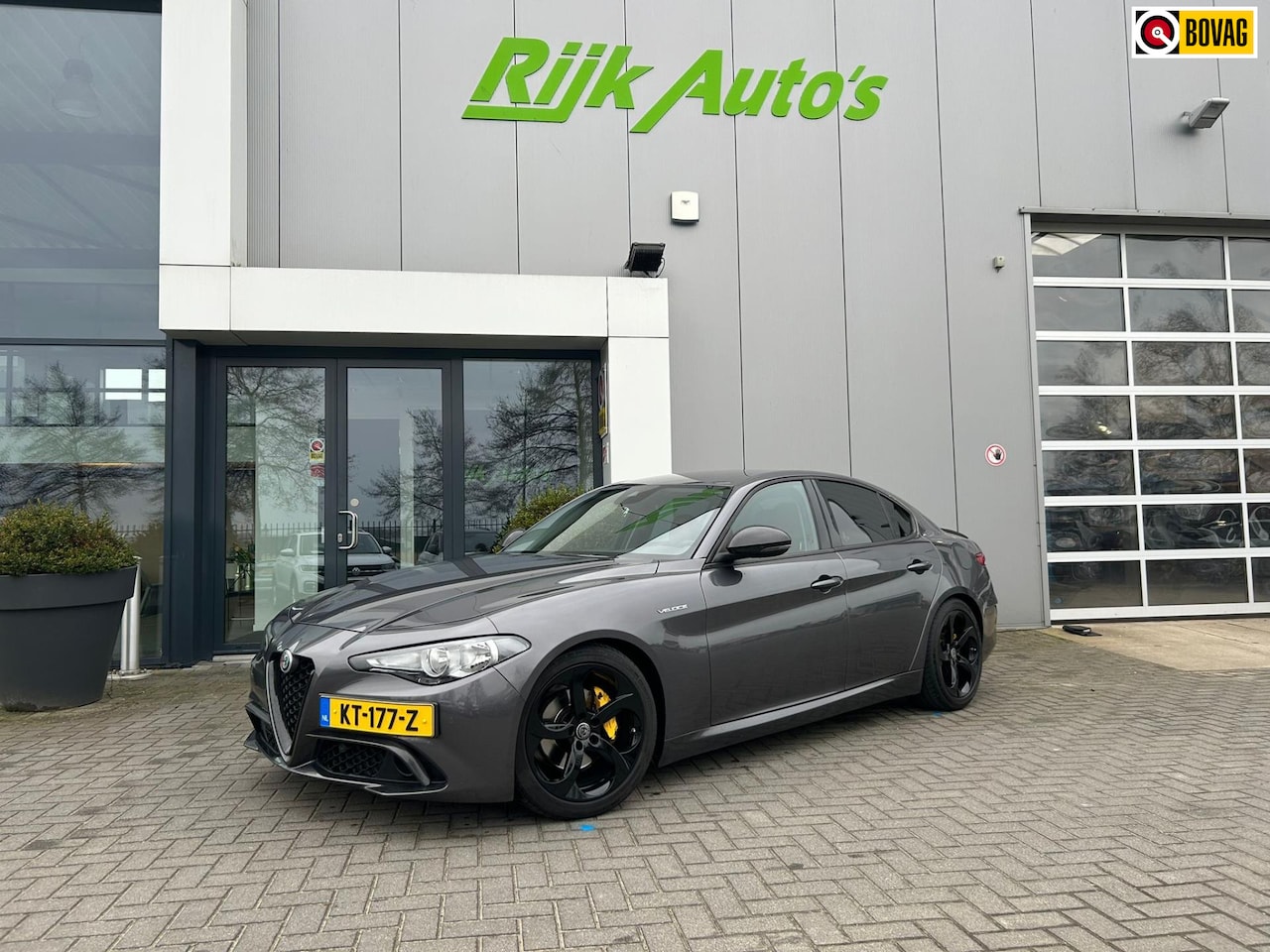 Alfa Romeo Giulia - 2.0T * Veloce pakket * Stoel + Stuur verwarming * Leder - AutoWereld.nl