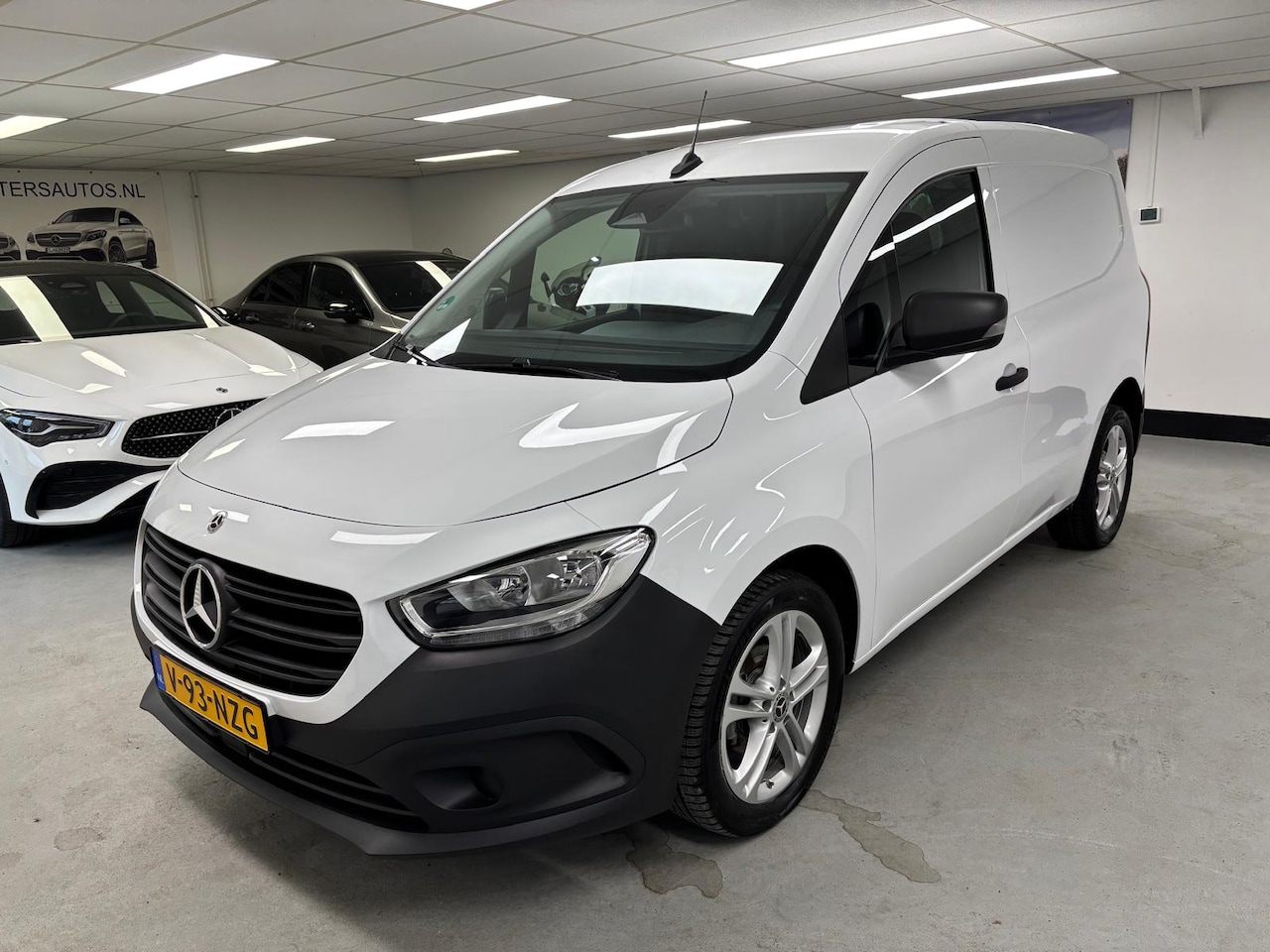 Mercedes-Benz Citan - 110 L1 Base Airco Schuifdeur Parkeersensoren 17"velgen - AutoWereld.nl