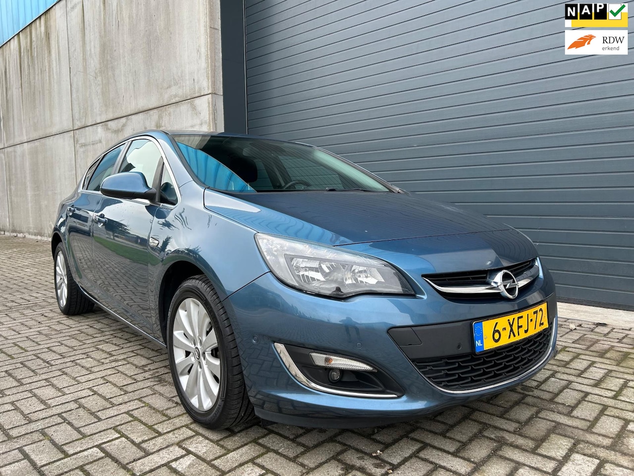 Opel Astra - 1.4i Turbo Cosmo LED NAVI PDC NAP - AutoWereld.nl