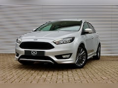 Ford Focus - 1.0 ST-Line | NIEUWE DISTRIBUTIE | CAMERA | NAVIGATIE | CRUISE | AIRCO