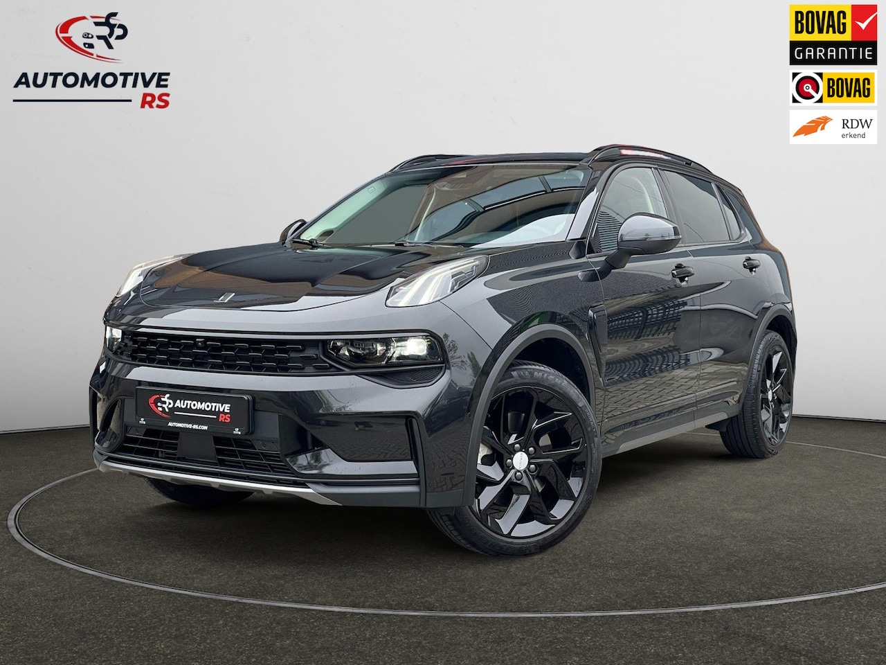 Lynk & Co 01 - RS Shadow Edition 1.5 262PK Pano 360° Navi Adapt cruise 262PK Elekr. Achterklep - AutoWereld.nl