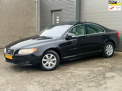 Volvo S80 - 2.5 T Summum