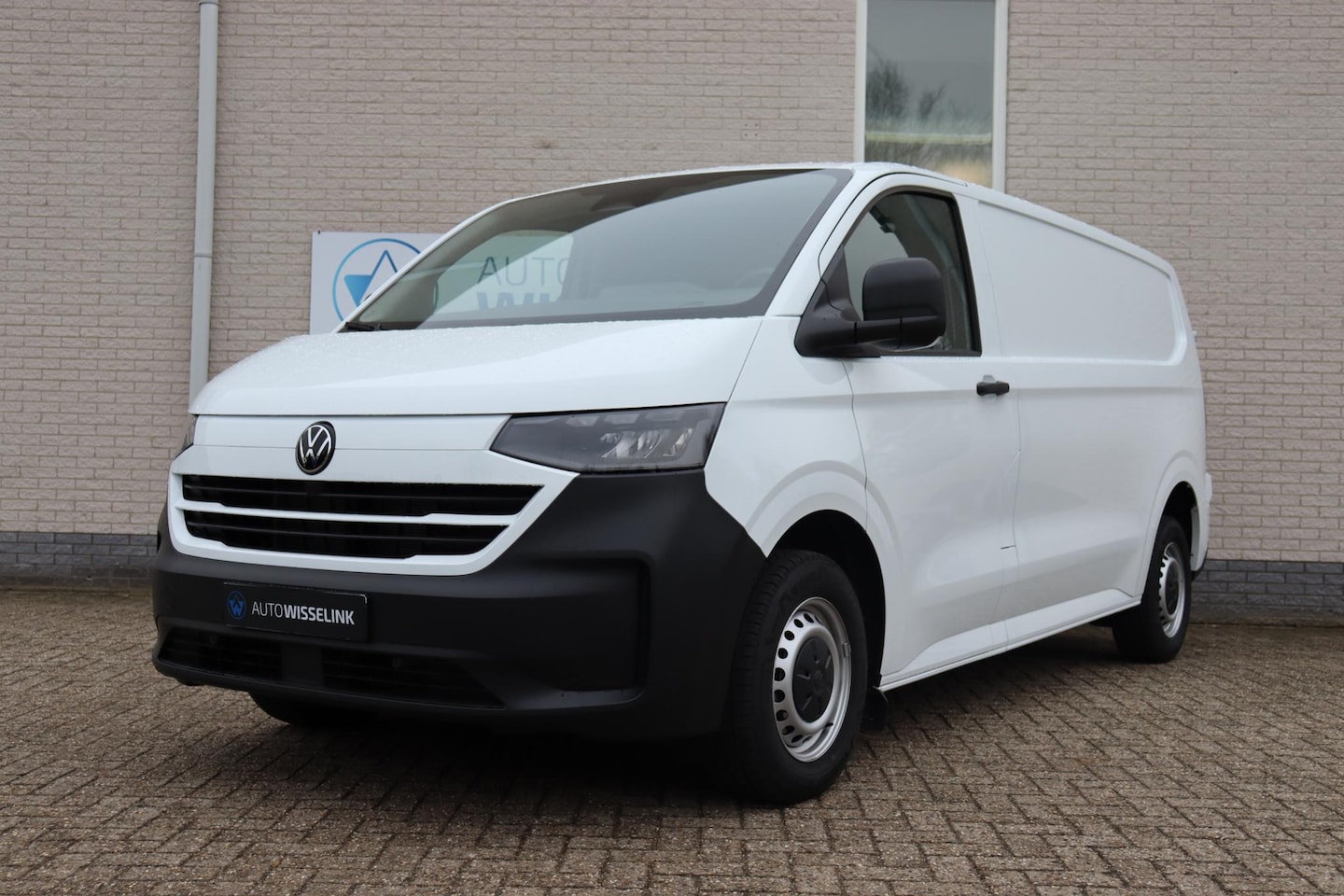 Volkswagen Transporter - 2.0 TDI L2H1 2.0TDI 110KW L2H1 - AutoWereld.nl