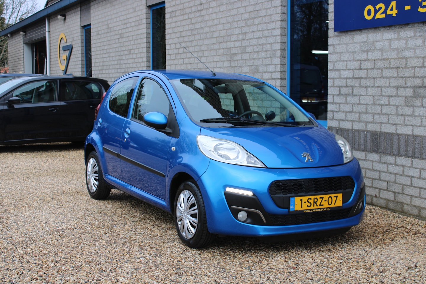 Peugeot 107 - 1.0 5DR Active Airco - AutoWereld.nl