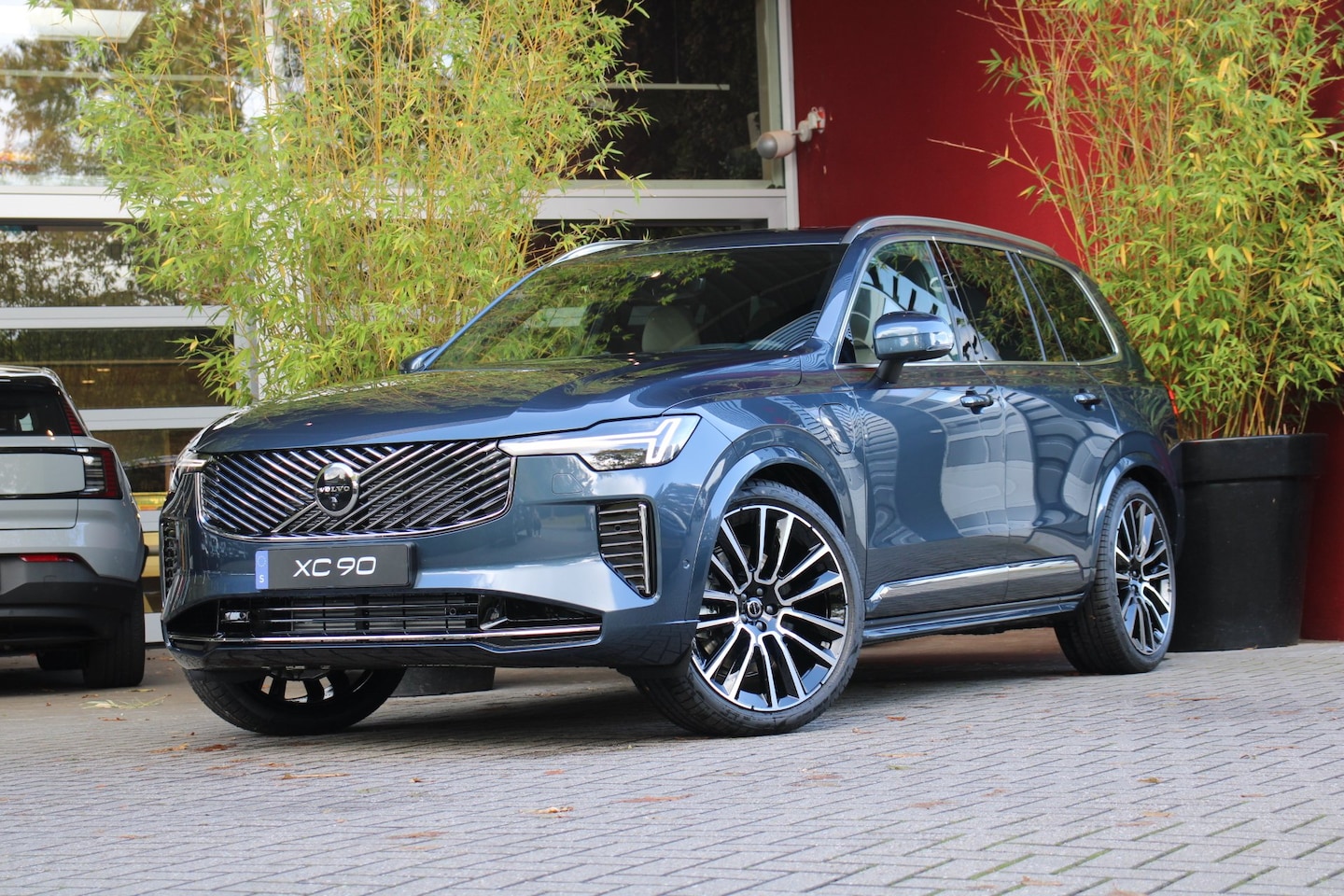 Volvo XC90 - 2.0 T8 AWD Recharge Ultra Bright | Full Option! | Luchtvering | Bowers&Wilkins | Panoramad - AutoWereld.nl