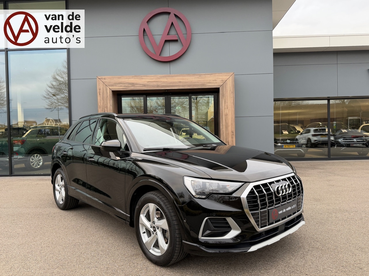 Audi Q3 - 35 TFSI 150pk S-tronic Advanced | Trekhaak | Camera | Keyless | Elek. Achterklep | Dode ho - AutoWereld.nl