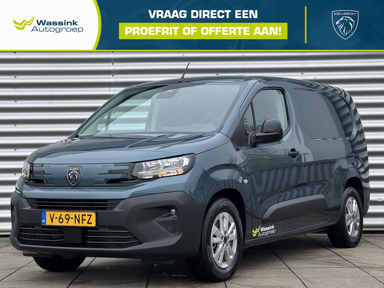 Peugeot e-Partner - EV 50kWh 136pk L2 | Achteruitrijcamera | Cruise Control | 3-Zits | Laadruimte betimmerd - AutoWereld.nl