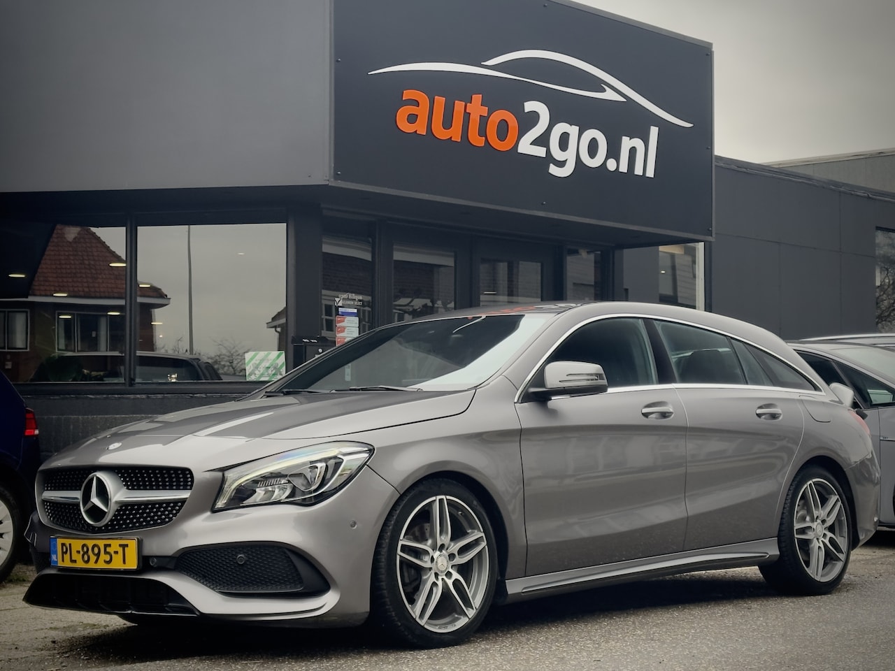 Mercedes-Benz CLA-klasse Shooting Brake - 180 AUT7 AMG-LINE SPORTLEDER NAVI CAMERA LED LMV-AMG PDC - AutoWereld.nl
