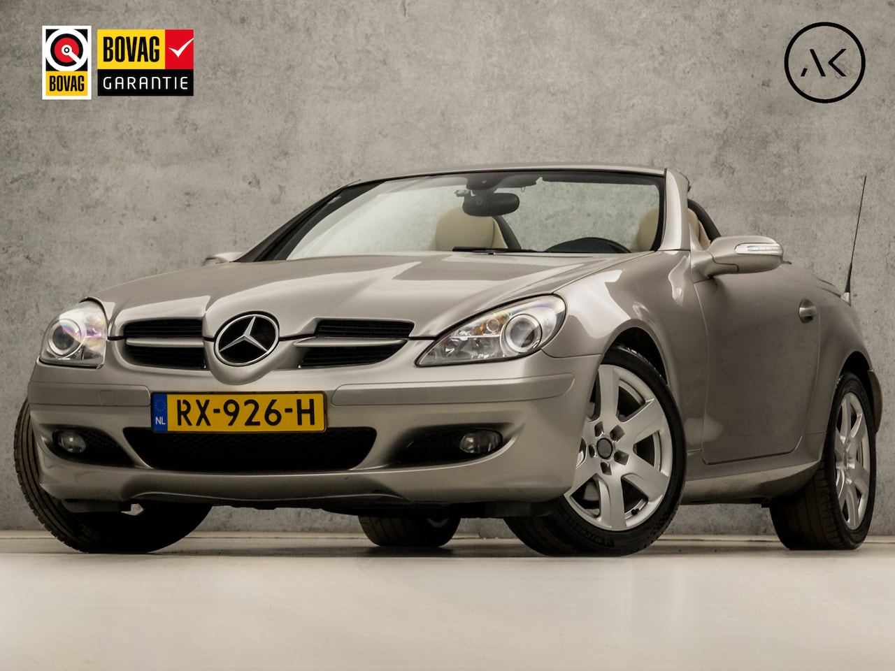 Mercedes-Benz SLK-klasse - 200 K. 164Pk Automaat (YOUNGTIMER, NAVIGATIE, STOELVERWARMING, LEDEREN SPORTSTOELEN, CRUIS - AutoWereld.nl