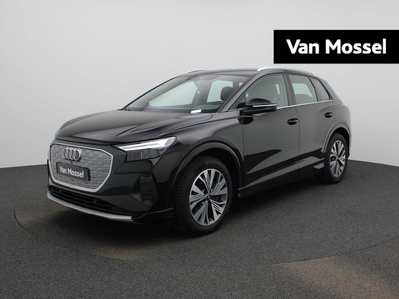 Audi Q4 e-tron - 40 Advanced | Apple Carplay/Android Auto | Parkeersensoren | Cruise Control | Lederen Bekl - AutoWereld.nl