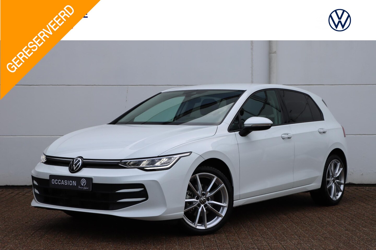 Volkswagen Golf - 1.5 eTSI Life Edition DSG7 116pk | CarPlay | Achteruitrijcamera | PDC - AutoWereld.nl
