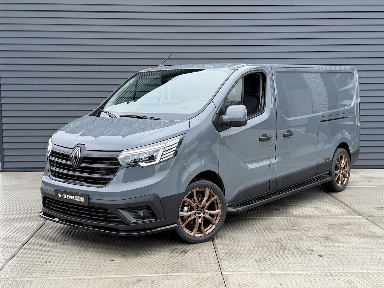 Renault Trafic - 2.0 L2 H1 150PK AUTOM NEXT LEVEL - AutoWereld.nl