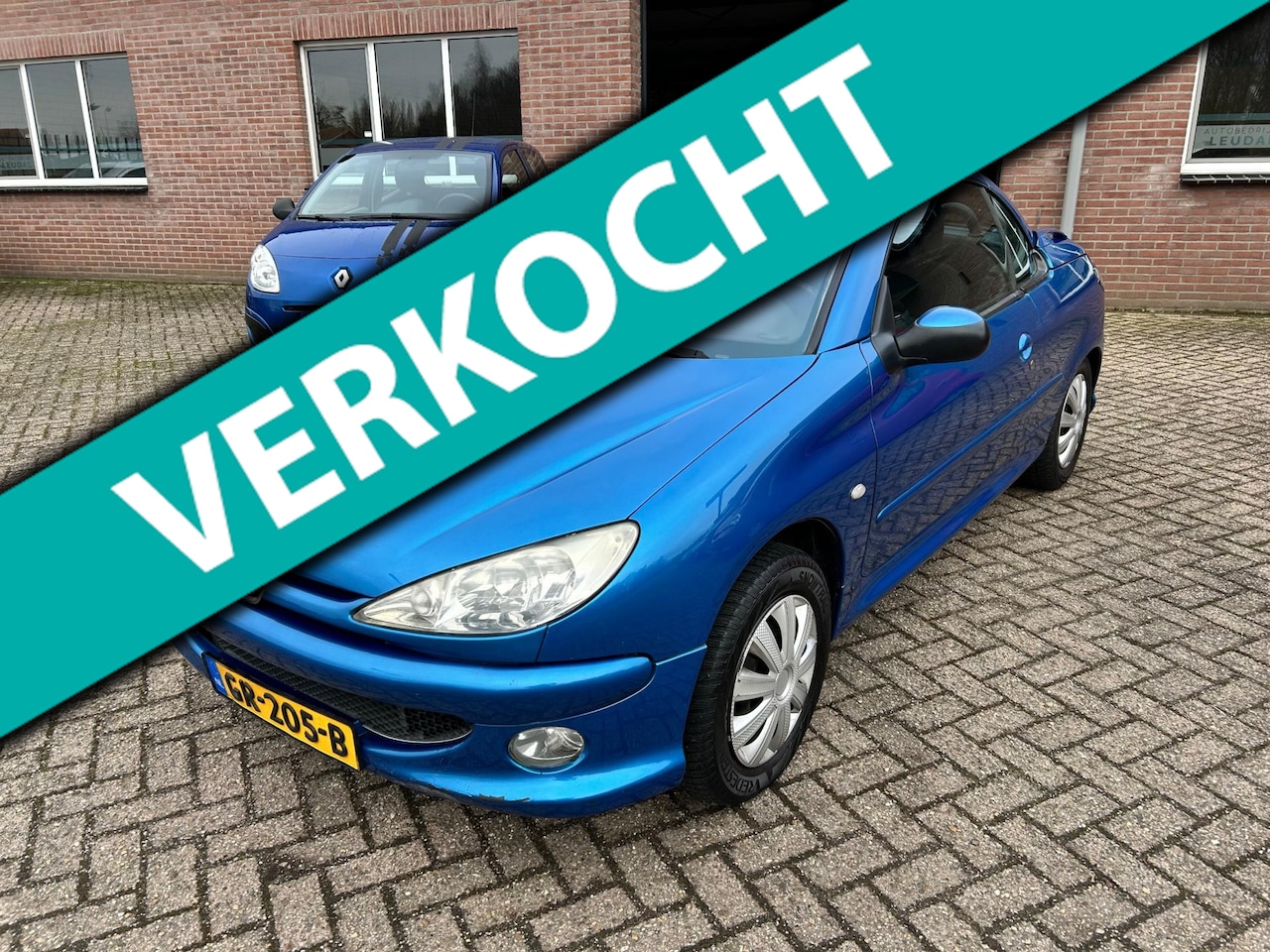 Peugeot 206 CC - 1.6-16V // Airco // APK 10-4-2027 !!! - AutoWereld.nl