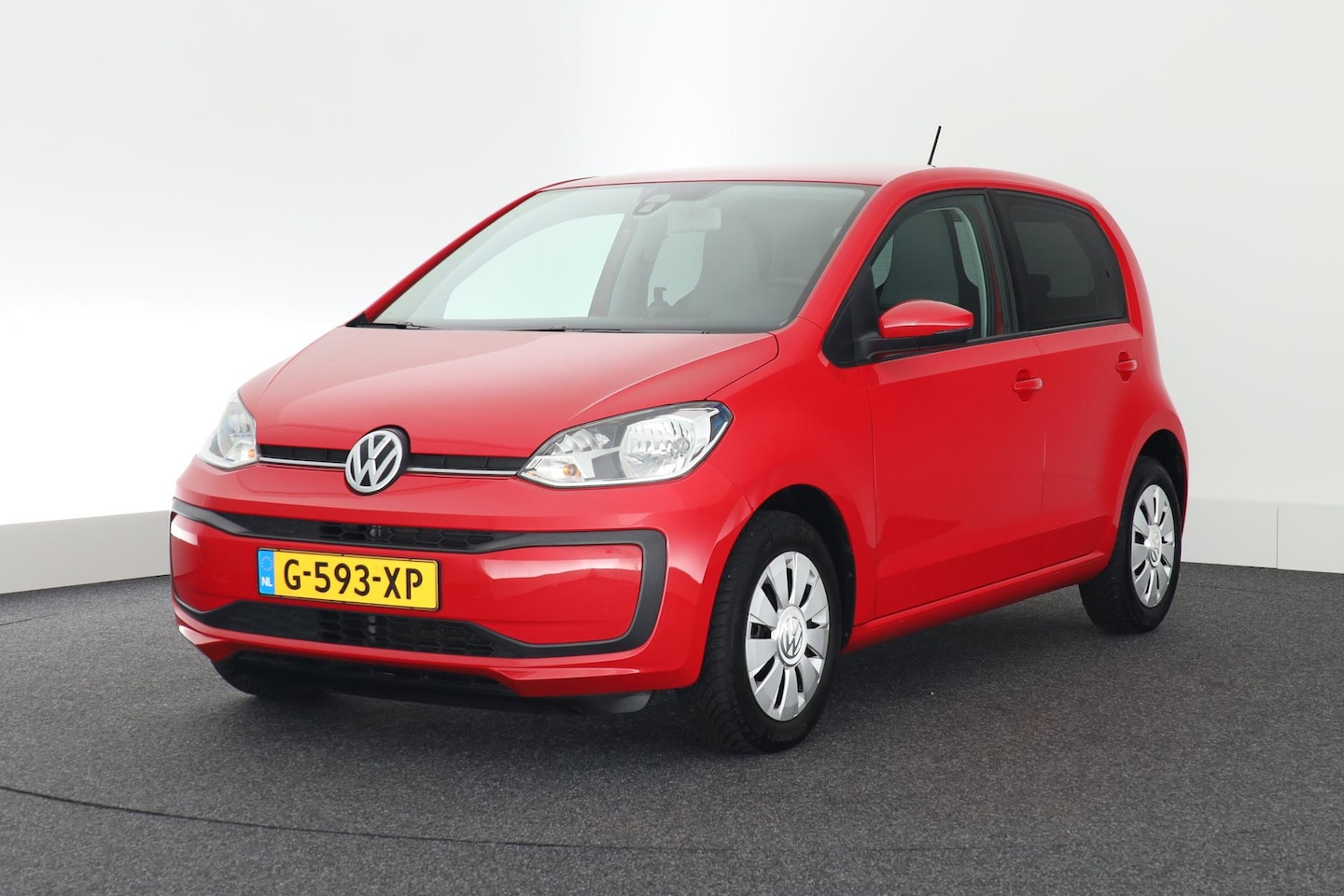 Volkswagen Up! - 1.0 BMT 60pk move up! Cruise Control Camera Parkeersensoren - AutoWereld.nl
