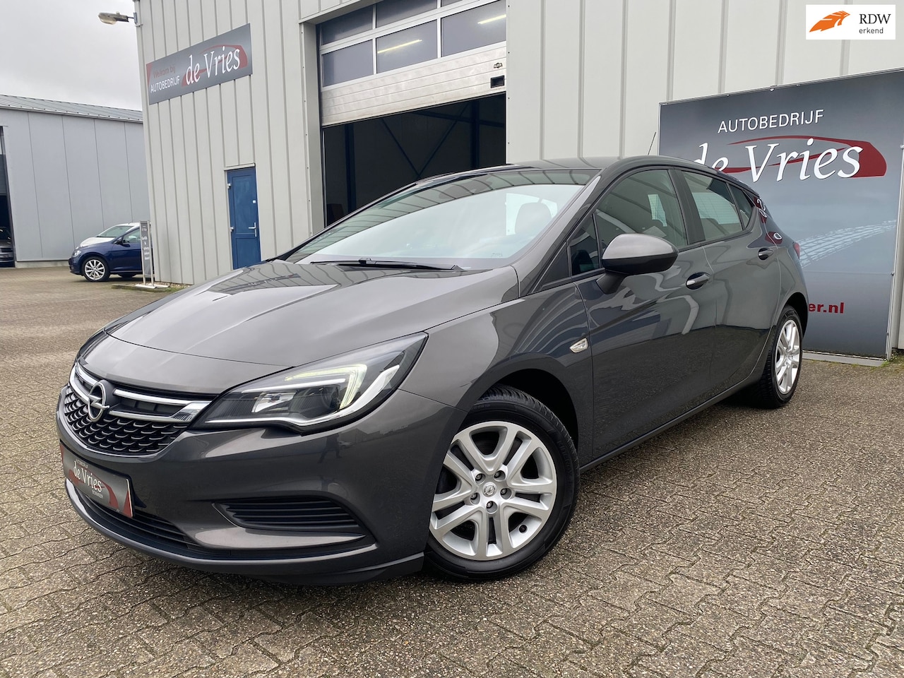 Opel Astra - 1.4 Innovation / Clima / Cruise / Stuur en Stoelverw. / Carplay / PDC - AutoWereld.nl