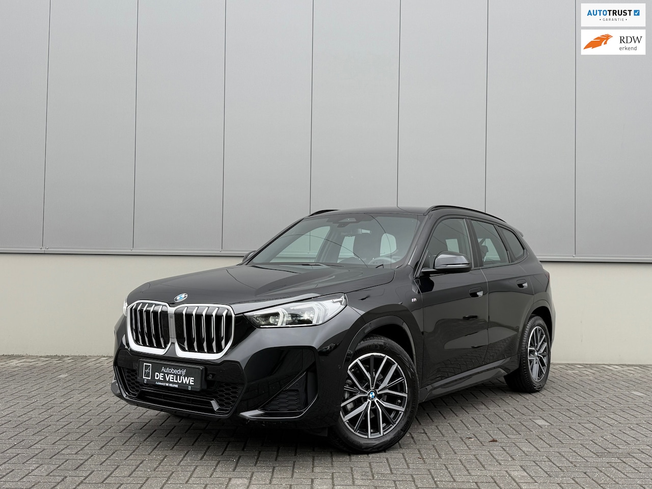 BMW X1 - SDrive18i M-Sport 18" Led Carplay Camera BTW - AutoWereld.nl