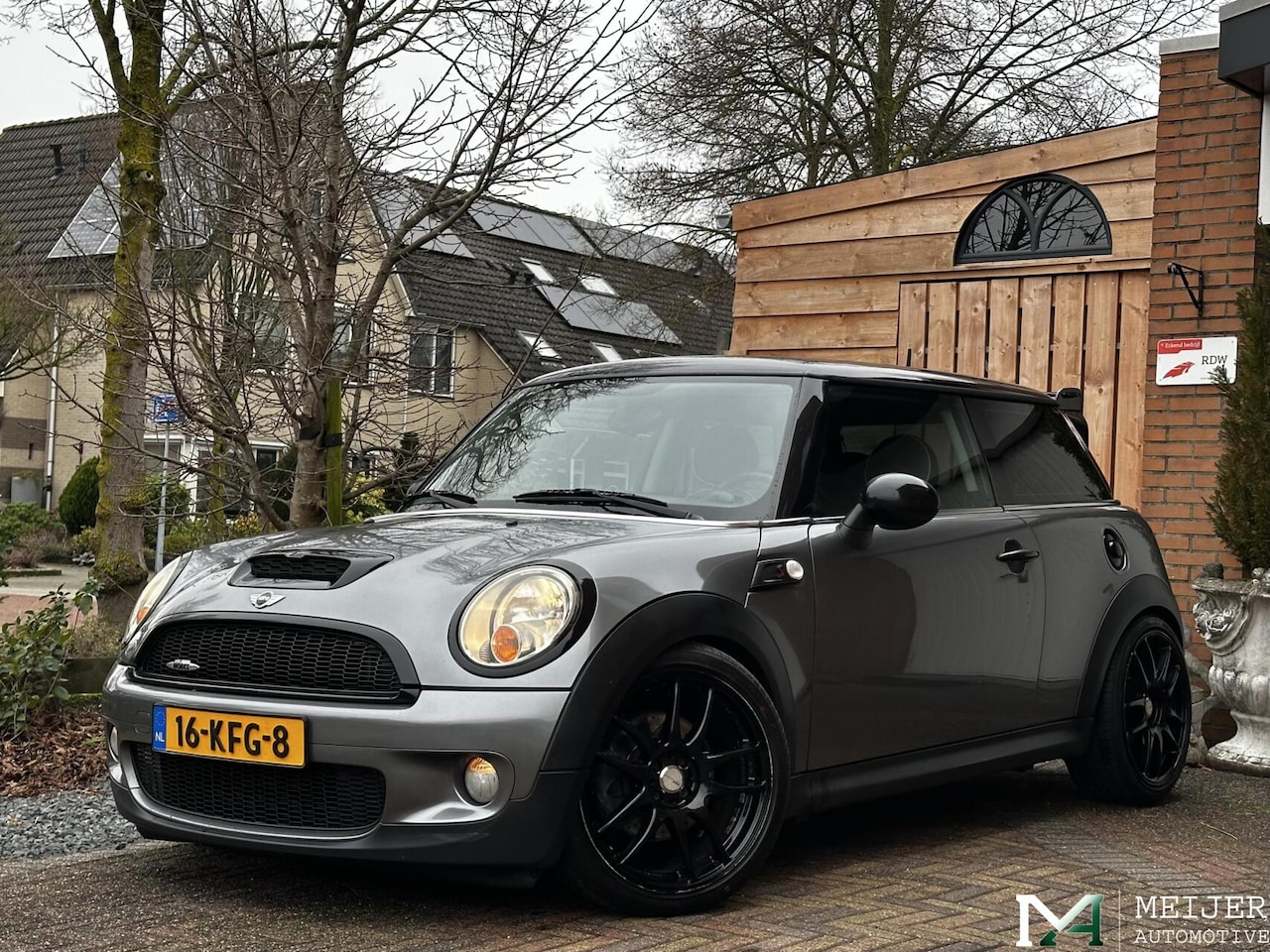 MINI John Cooper Works - Mini 1.6 S Mayfair|JCW pak|Stoelv.|Leder|Cruise|Elektr.ramen - AutoWereld.nl